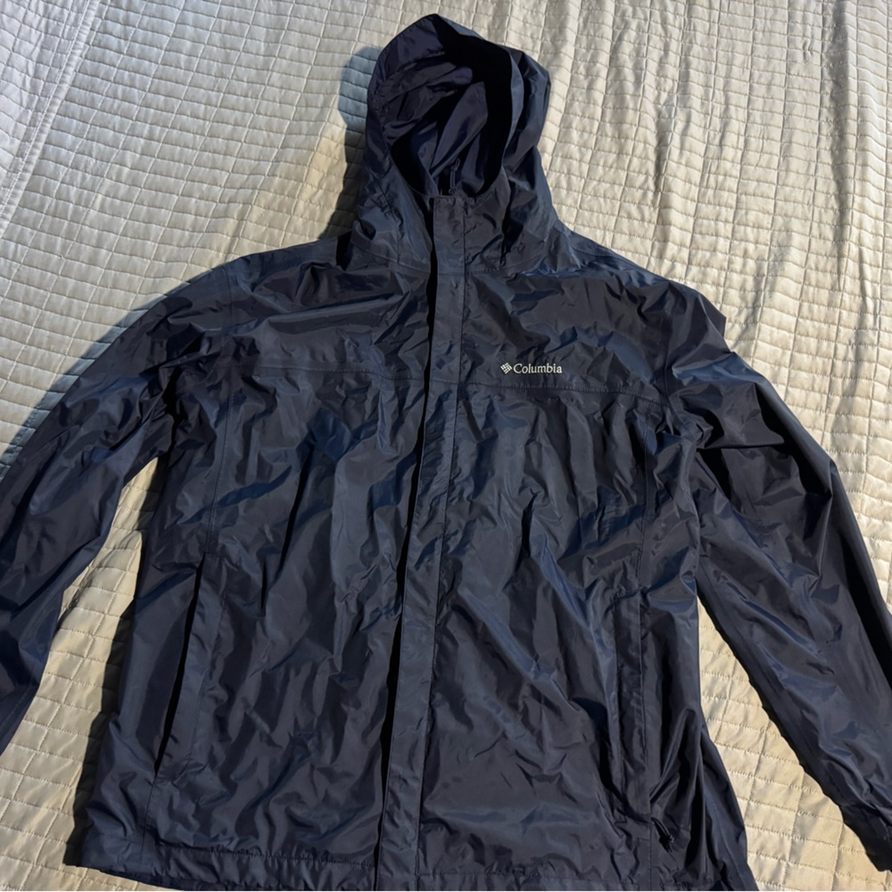 Columbia Men's Navy Hooded Rain Jacket